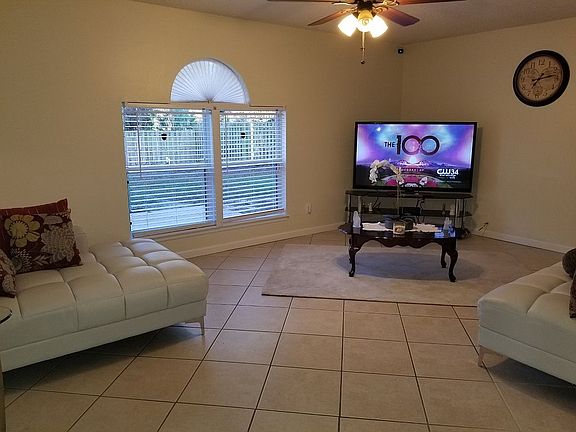 5th image of 4041 SW Kamsler St