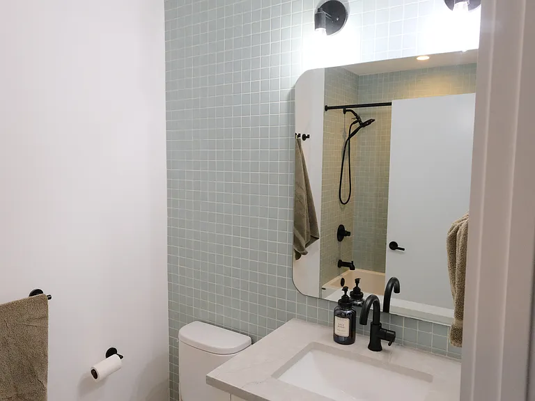 3228 W Palmer St #12 — Photo 10