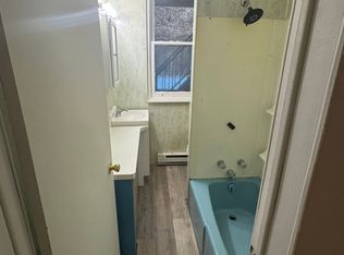 131 Schuylkill Ave APT 2, Tamaqua, PA 18252