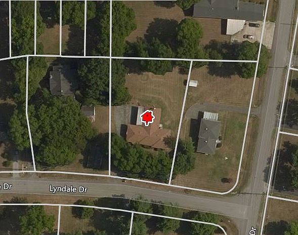 1st image of 3025 Lyndale Dr