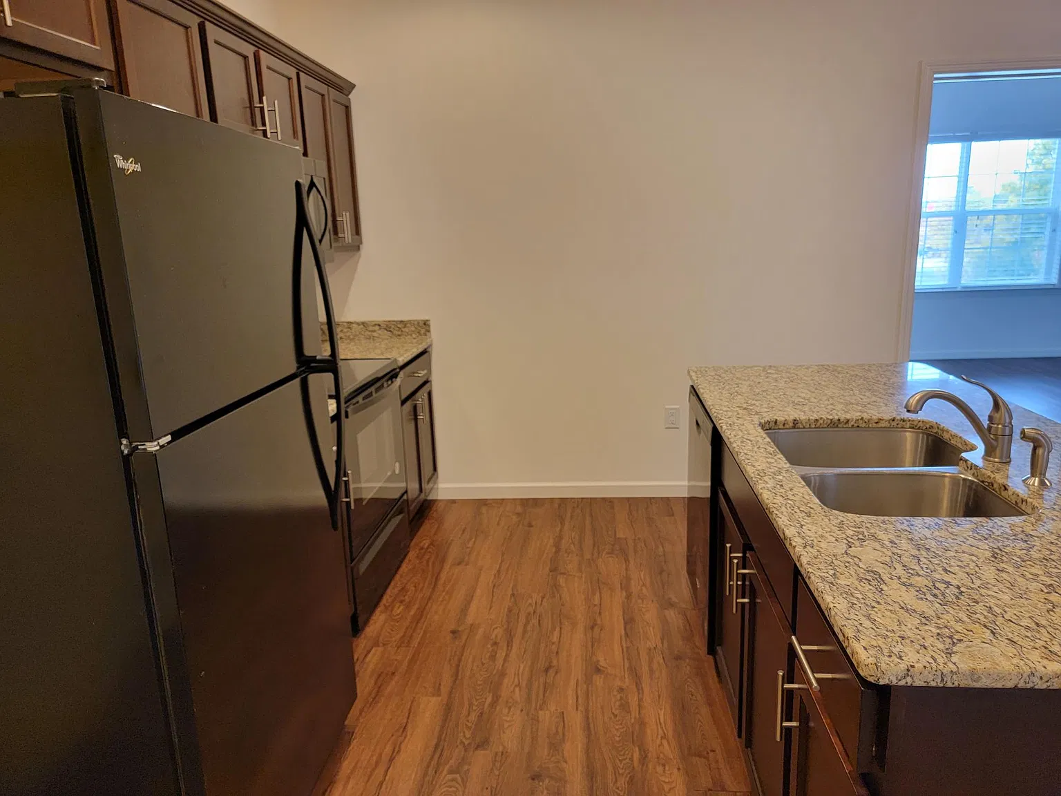103 Fulton St — Photo 4