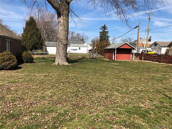 4th image of 653 Harrison Ave