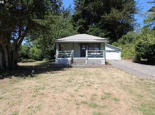 675 2nd St SE, Bandon, OR 97411