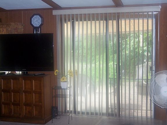 FR Sliding Door to Back Deck