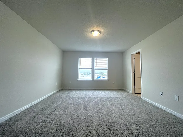 1586 Delightful Dr — Photo 10