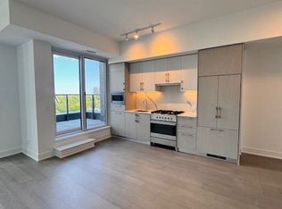 8 Manor Rd W #903, Toronto, ON M4S 0E6