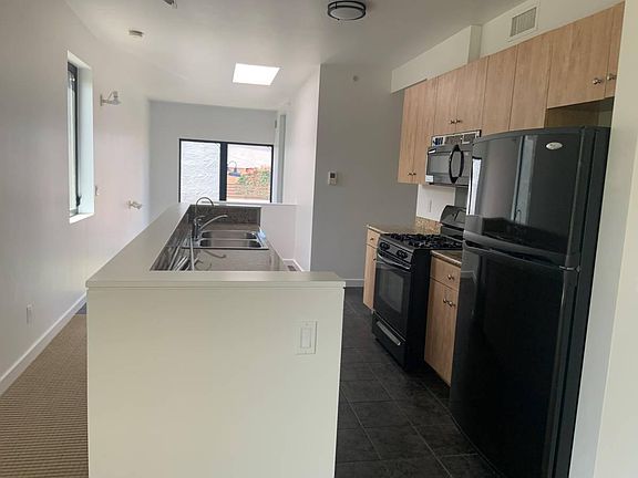 2nd image of 641 Valley Ave