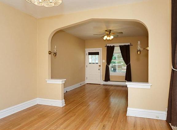 5th image of 5342 Nagel Ave