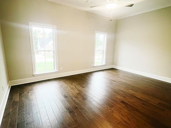 4th image of 845 Callaway Drive