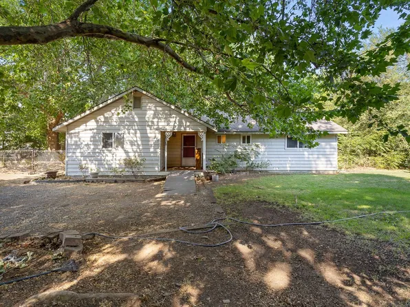 91011 N Yakima River Dr, West Richland, WA 99353