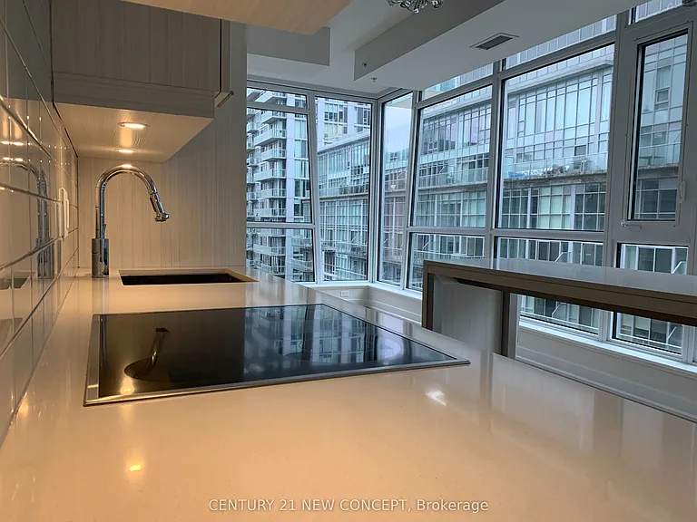 30 Nelson St #1104 — Photo 4