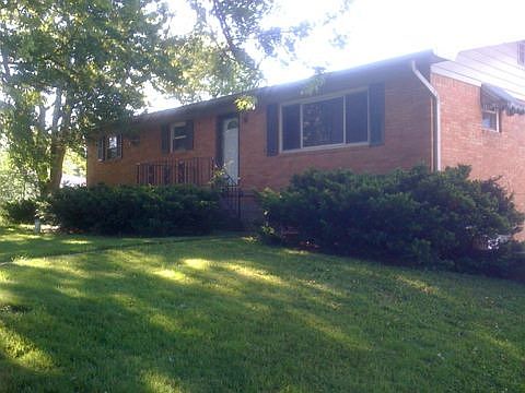 1st image of 419 E Beechwood Ln