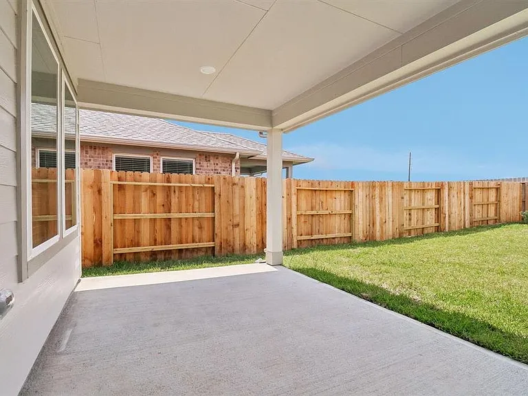 6254 Brazos Trace Dr — Photo 4