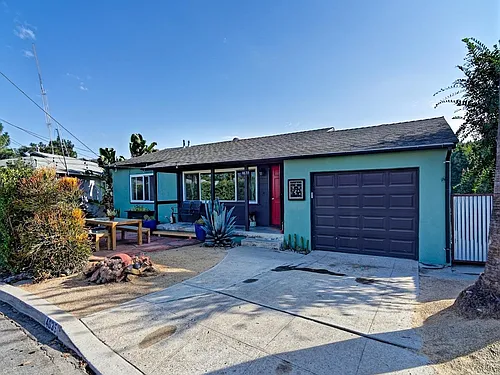 4635 Virginia Ave Photo 1