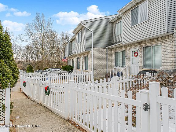 3rd image of 1032 Rathbun Ave #B