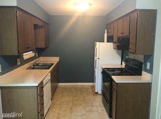 821 Barringer Dr, Raleigh, NC 27606