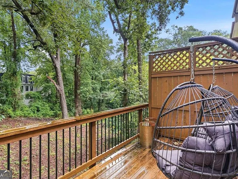 826 Canterbury Overlook — Photo 15