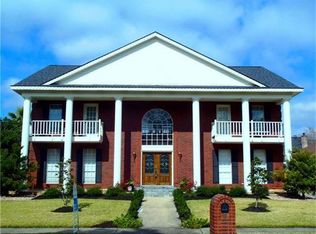 307 Lakeview Cir, Seabrook, TX 77586