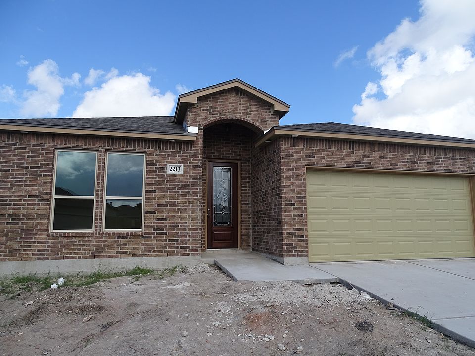 1st image of 2213 Diamond Dr
