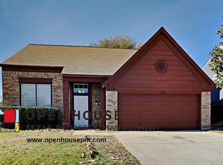 6921 Quail Meadow Dr, Watauga, TX 76148