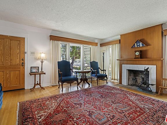 3rd image of 2315 Nella Vista Ave