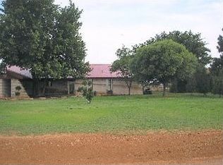 1487 W Ellis St, Levelland, TX 79336