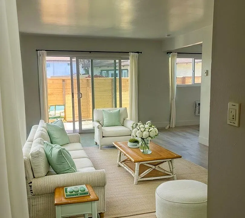 Mora Kai Apartments