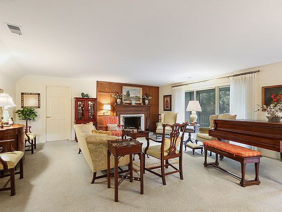 2nd image of 12650 S London Ln APT 3