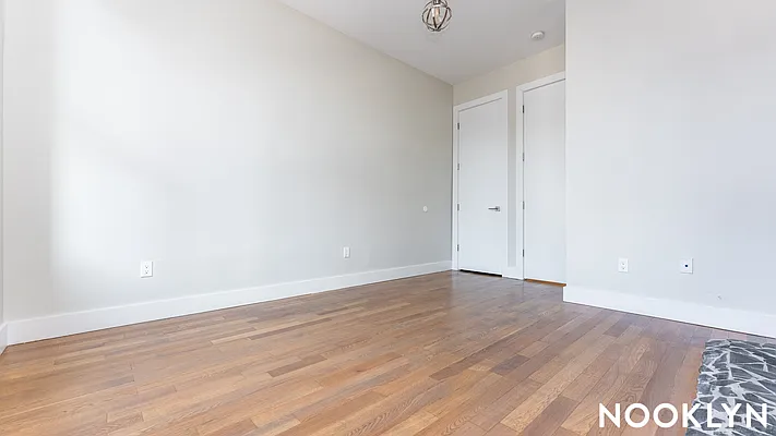 Rented by Nooklyn NYC LLC | media 31