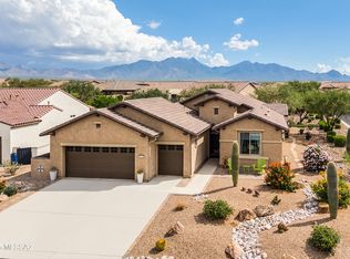 2428 E Canyon Crossing Dr, Sahuarita, AZ 85614