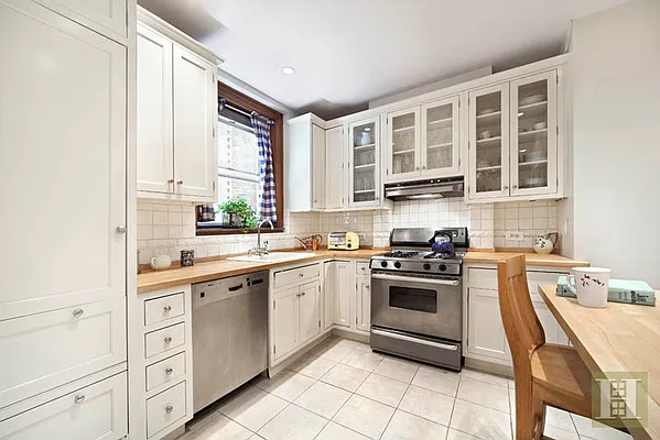 Sold by Halstead Real Estate | media 18