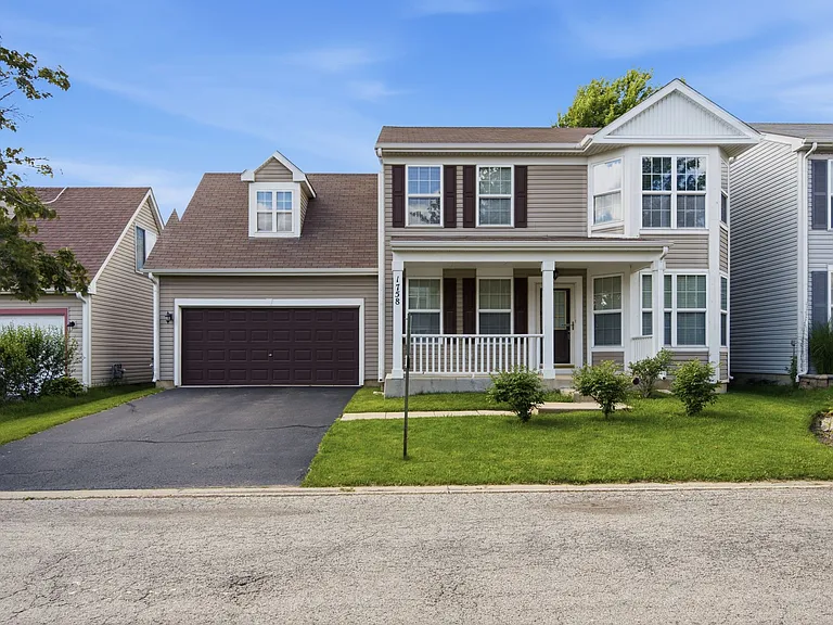1758 Edith Ln — Photo 1
