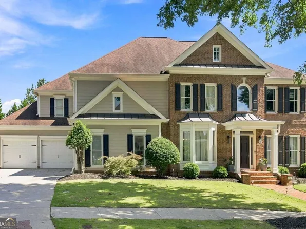 1044 Meadow Club Ct, Suwanee, GA 30024