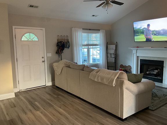 3rd image of 2619 Bow Hunter Dr