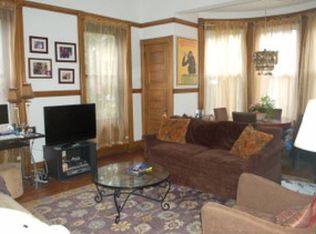 2020 Spruce St APT 3R, Philadelphia, PA 19103