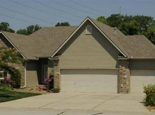 1620 SW White Ridge Dr, Lees Summit, MO 64081