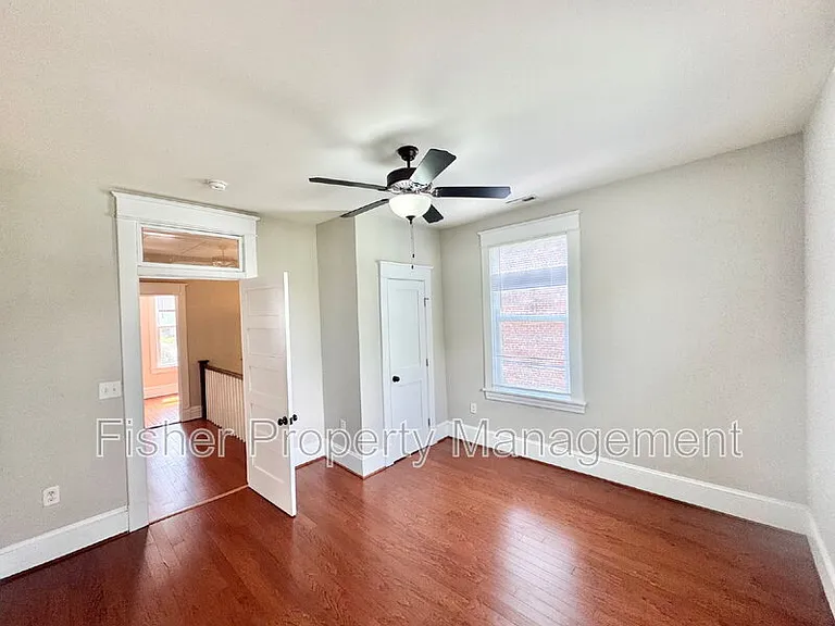 411 W 26th St — Photo 23