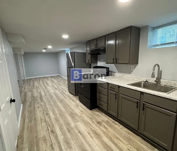 1053 Huey St — Photo 6