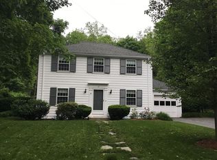 17 Wildon Rd, Wellesley, MA 02482