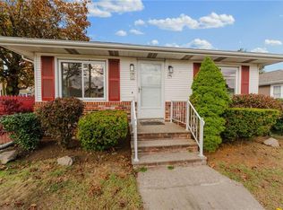 146 Senate St, Pawtucket, RI 02861