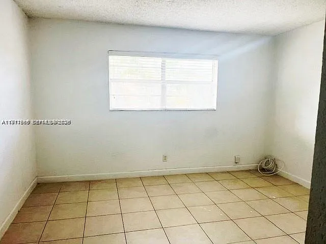 4851 NW 9th Dr #4851 — Photo 8