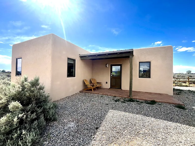 28 Piedra Vista Rd #B — Photo 3