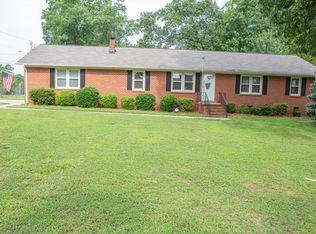 1801 Durst Ave E, Greenwood, SC 29649