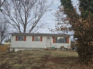 211 Charlotte Dr, Gray Summit, MO 63039