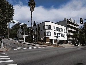 1st image of 1310 N Olive Dr APT 5