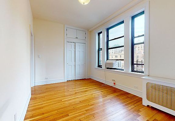 4th image of 324 W 84th St APT 81