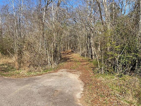 2nd image of 1978 Old Douglas Mill Rd