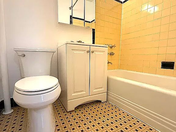 4th image of 103 Sullivan St APT 2A