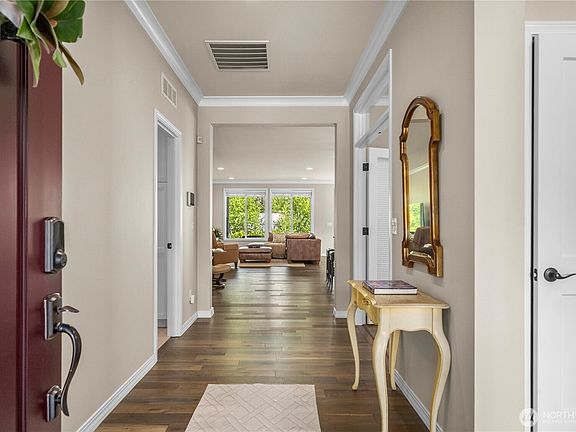 5th image of 14513 184th Avenue E