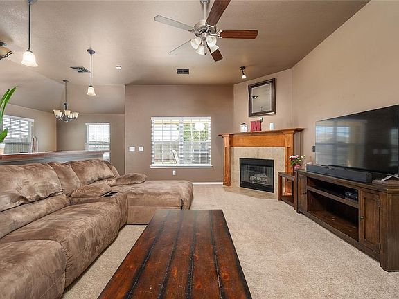 4th image of 630 Meadow Land Dr